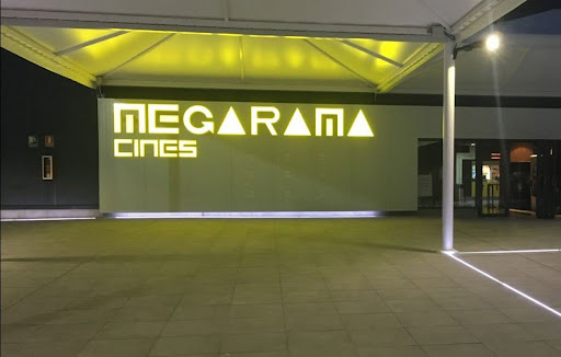 Megarama Cines Granada — entrada exterior